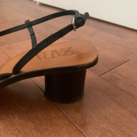 Black Zara sandales leather - Picture 6 of 8